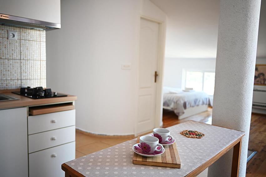 Tanya-Apartments And Rooms Χβαρ Εξωτερικό φωτογραφία