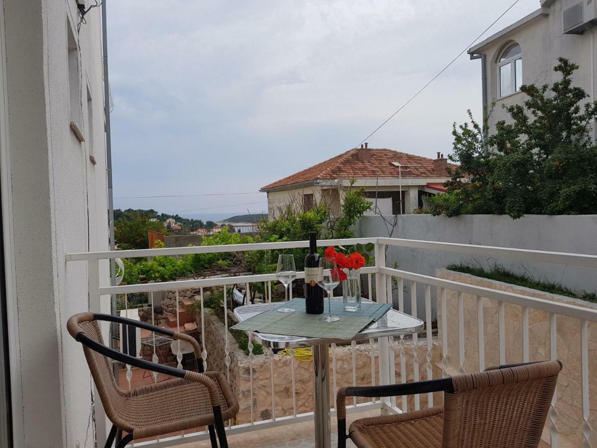 Tanya-Apartments And Rooms Χβαρ Εξωτερικό φωτογραφία