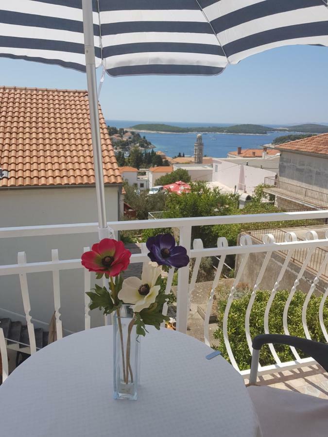 Tanya-Apartments And Rooms Χβαρ Εξωτερικό φωτογραφία