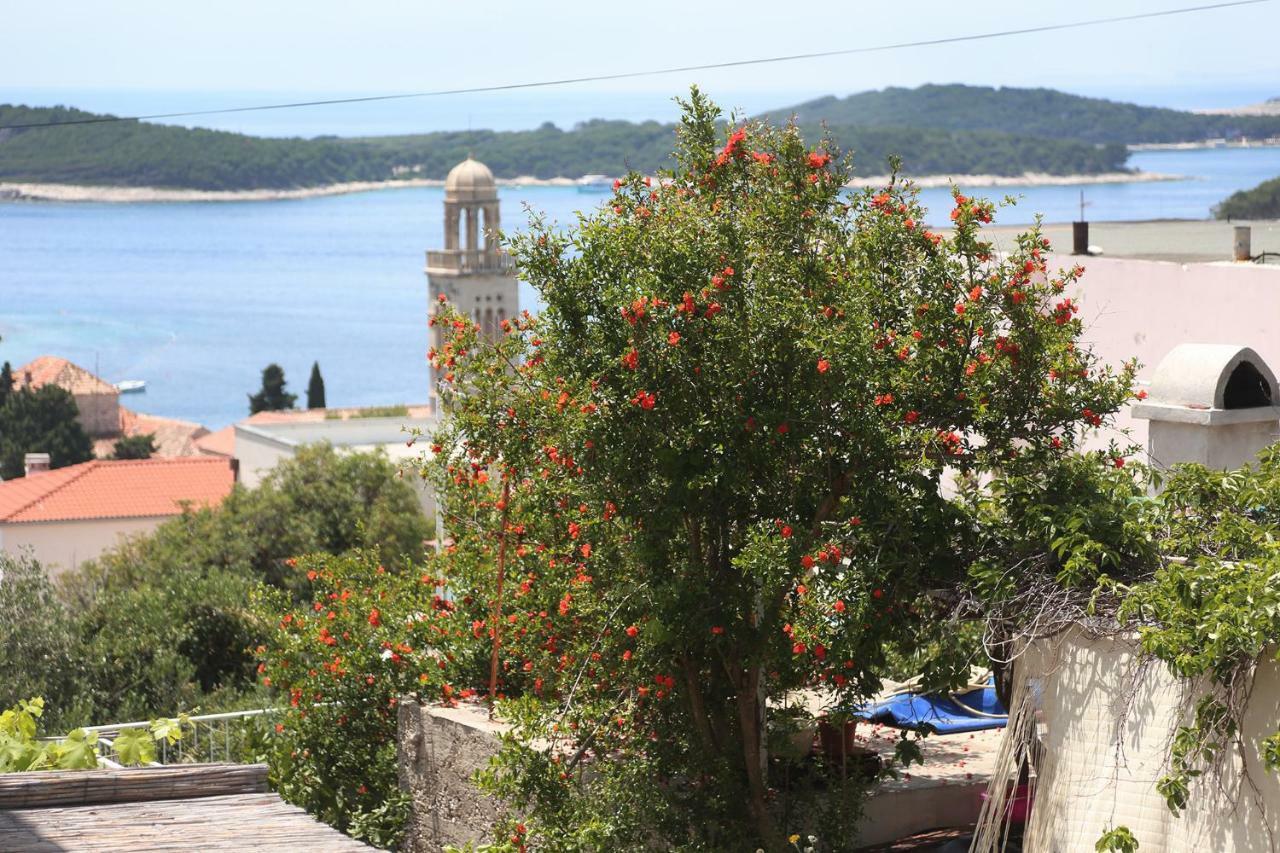 Tanya-Apartments And Rooms Χβαρ Εξωτερικό φωτογραφία
